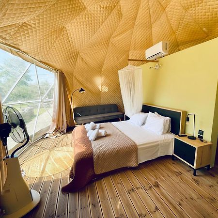Hotel Manna Gea Glamping Domes Vonitsa Exteriér fotografie