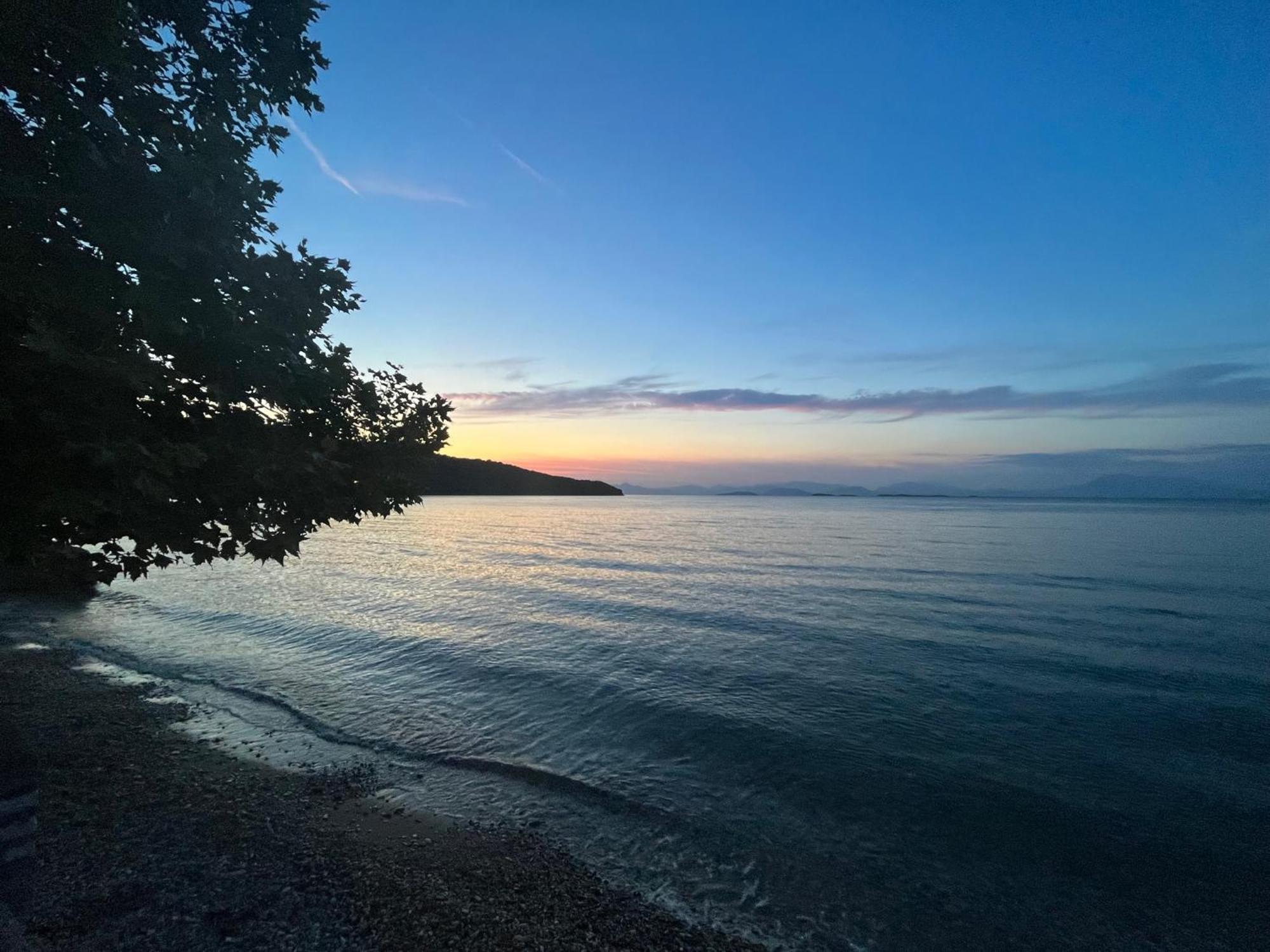 Hotel Manna Gea Glamping Domes Vonitsa Exteriér fotografie