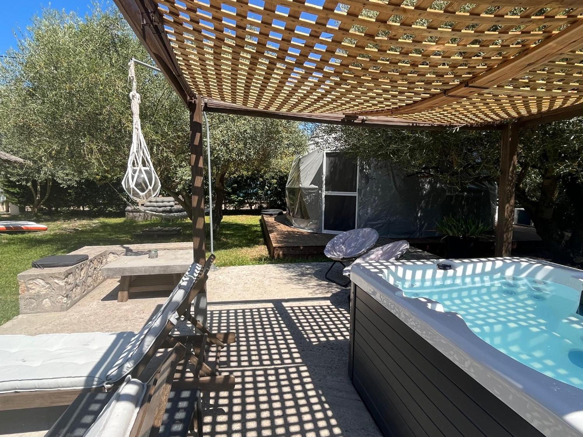 Hotel Manna Gea Glamping Domes Vonitsa Exteriér fotografie